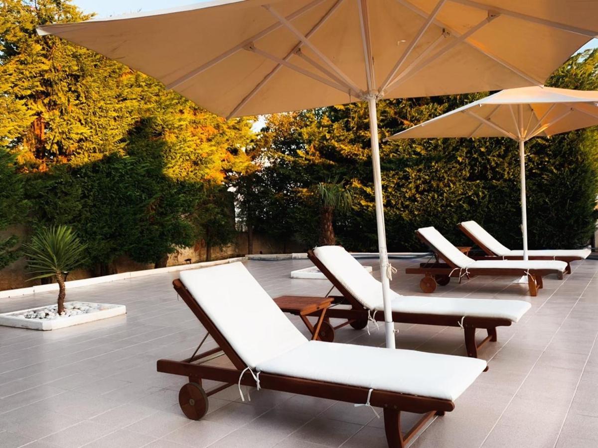 Hotel Relax เดอร์มี ภายนอก รูปภาพ