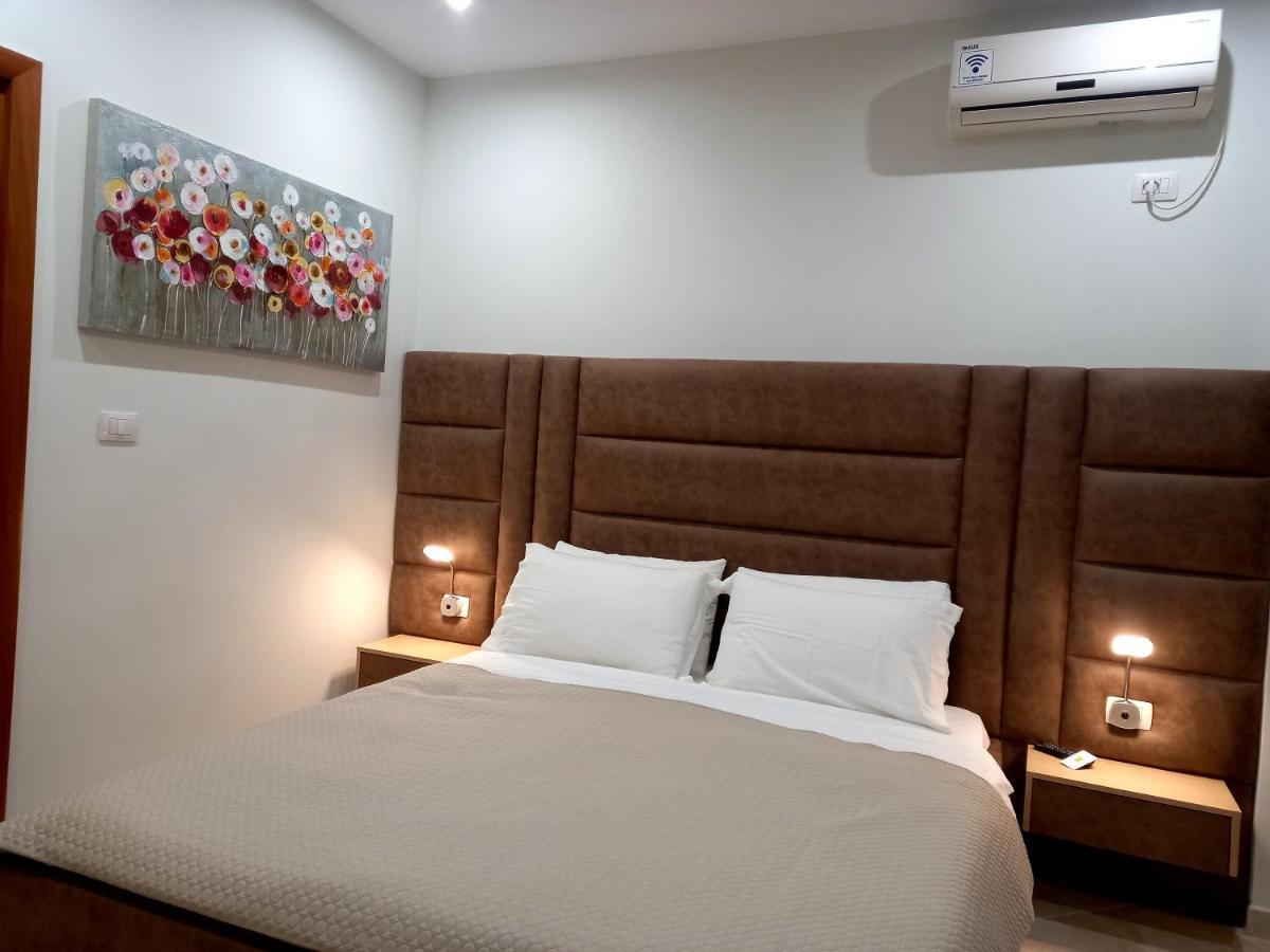 Hotel Relax เดอร์มี ภายนอก รูปภาพ