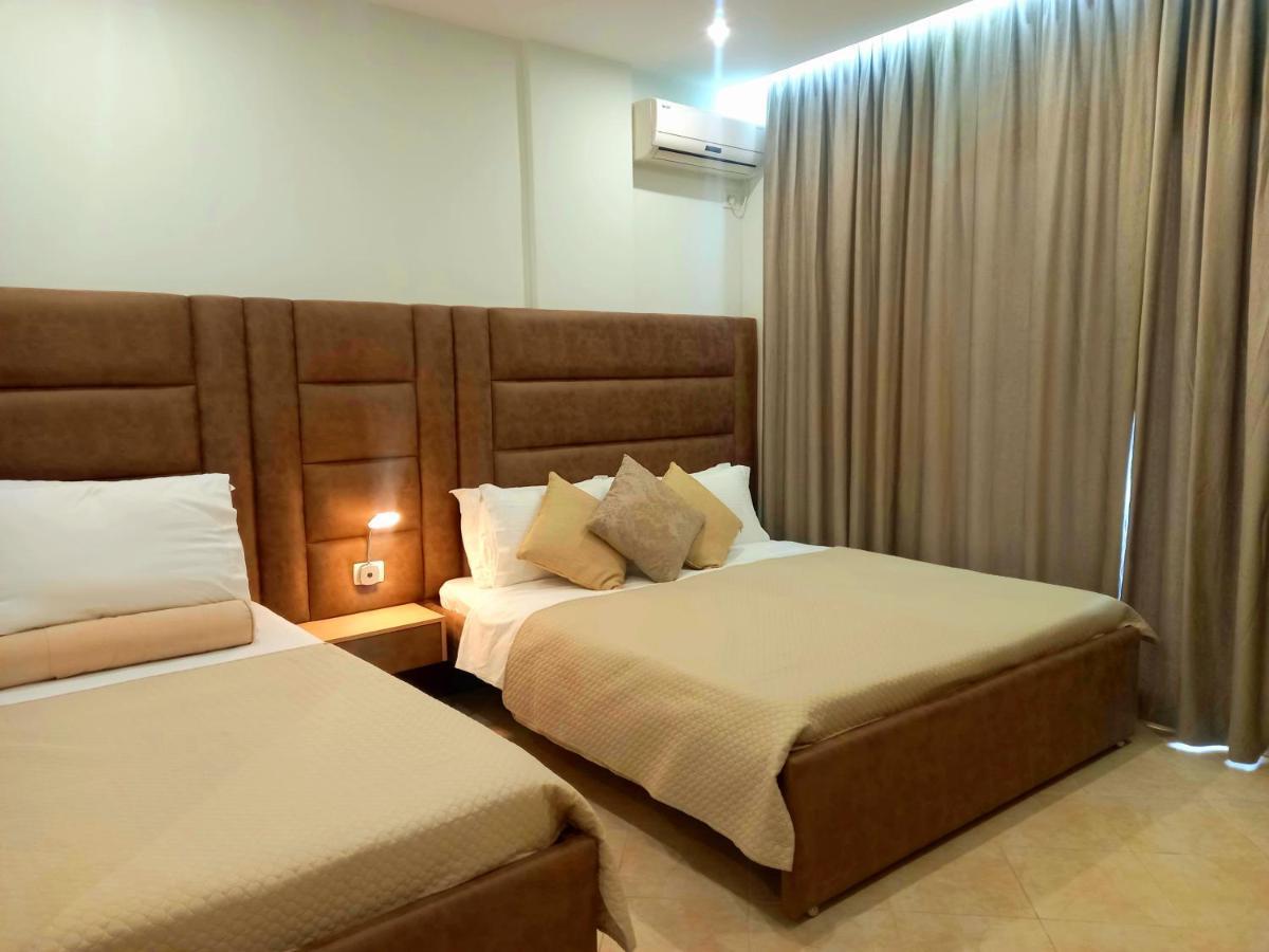 Hotel Relax เดอร์มี ภายนอก รูปภาพ