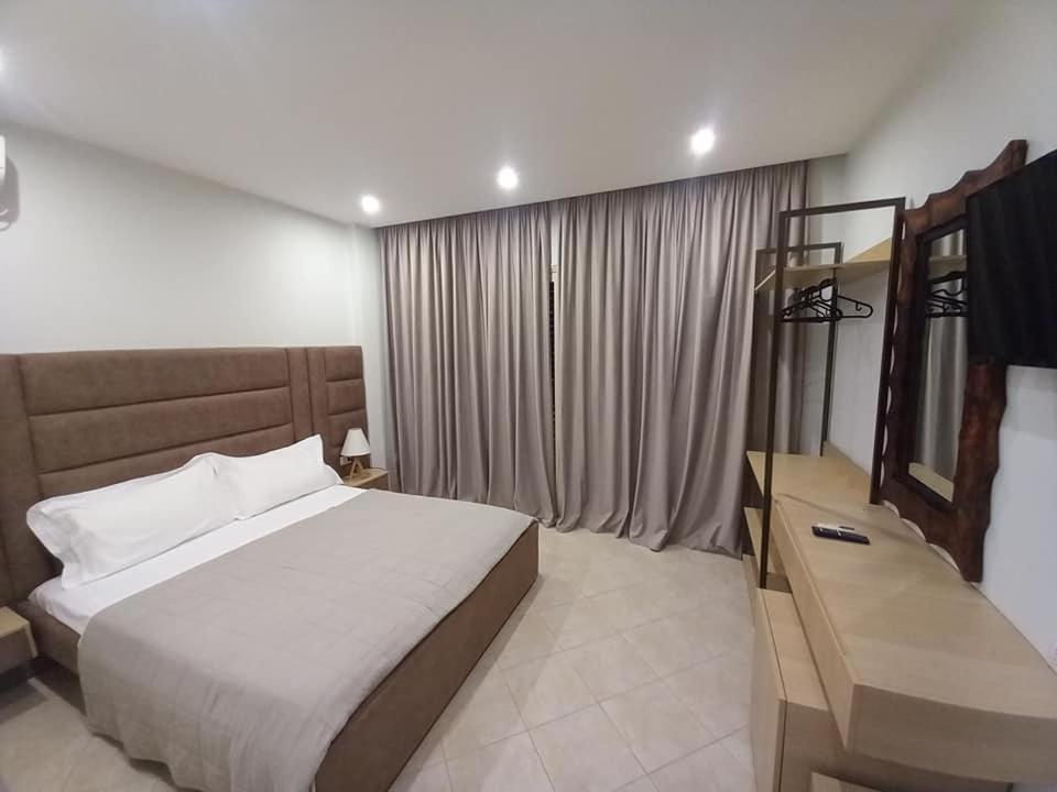 Hotel Relax เดอร์มี ภายนอก รูปภาพ
