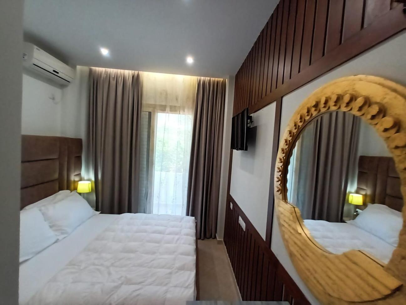 Hotel Relax เดอร์มี ภายนอก รูปภาพ