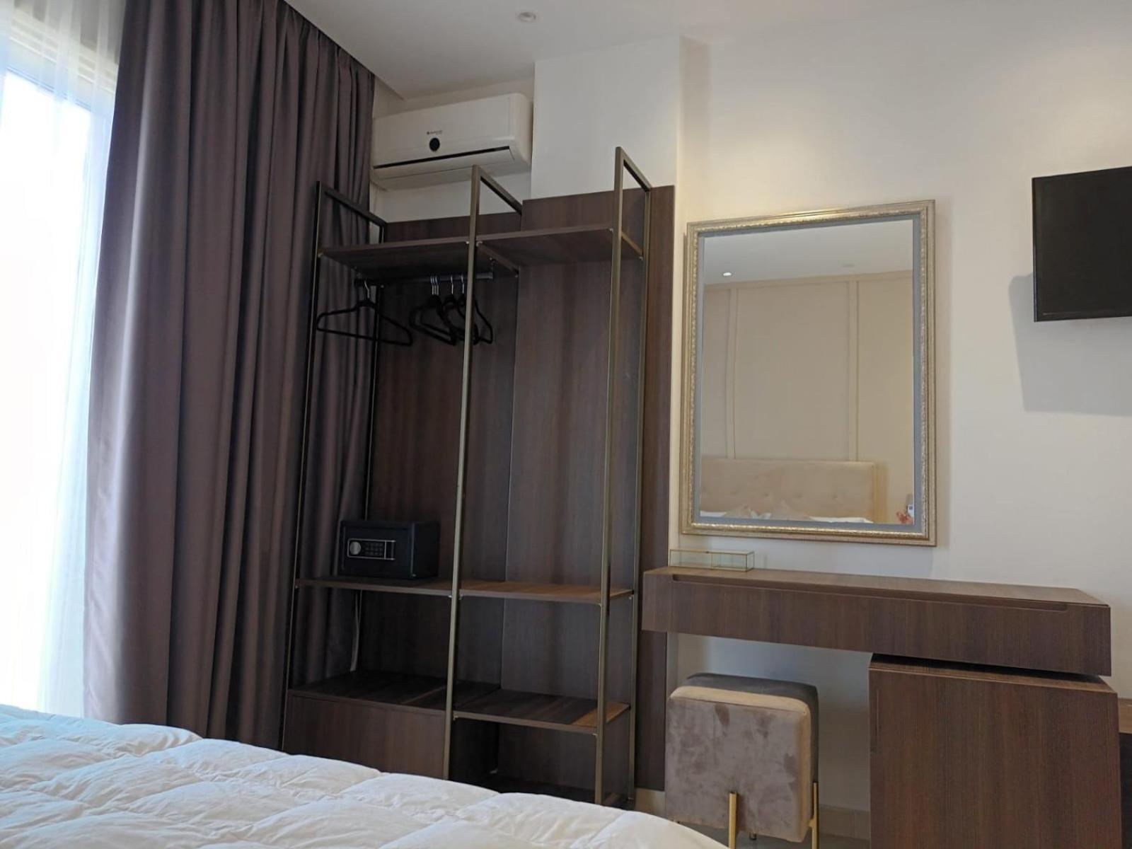 Hotel Relax เดอร์มี ภายนอก รูปภาพ