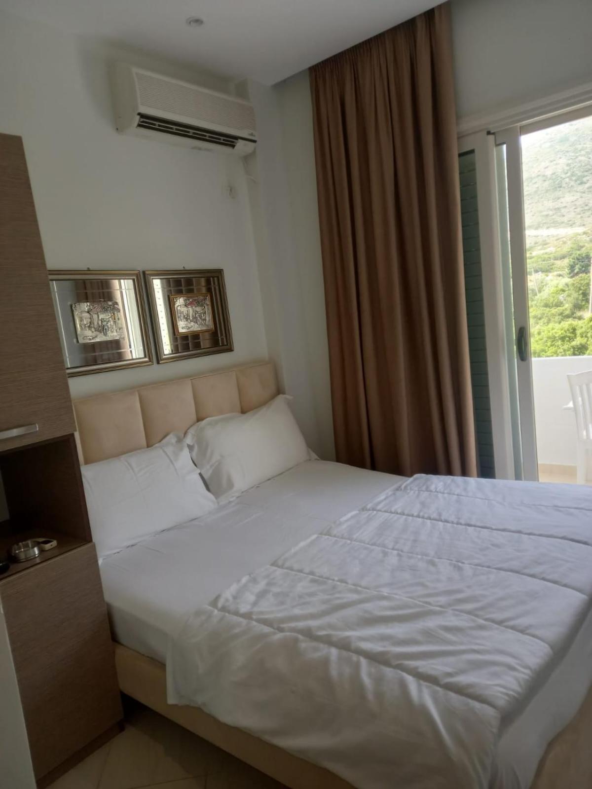 Hotel Relax เดอร์มี ภายนอก รูปภาพ